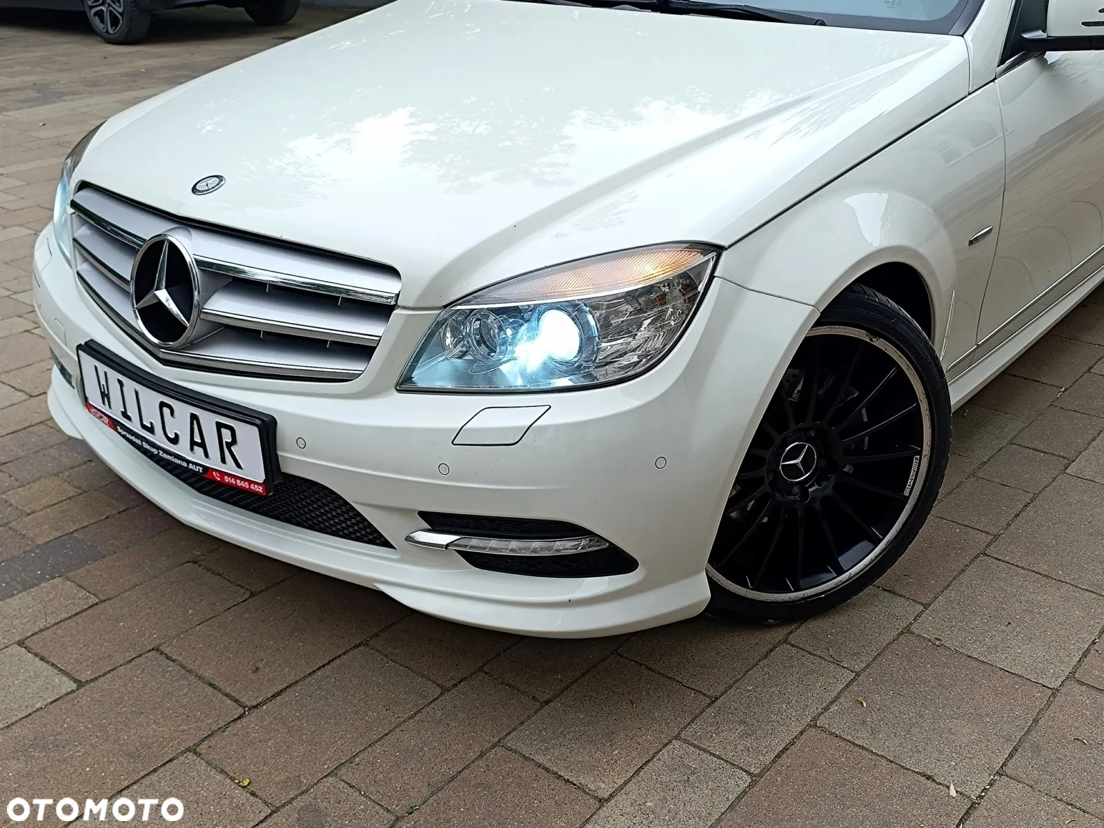 Mercedes-Benz Klasa C 220 (BlueTEC) d BlueEFFICIENCY Edition 7G-TRONIC AMG Line - 23