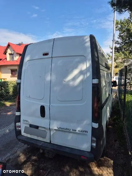 Opel vivaro - 2
