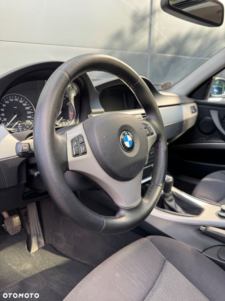 BMW Seria 3 320d DPF Edition Fleet Exclusive - 22
