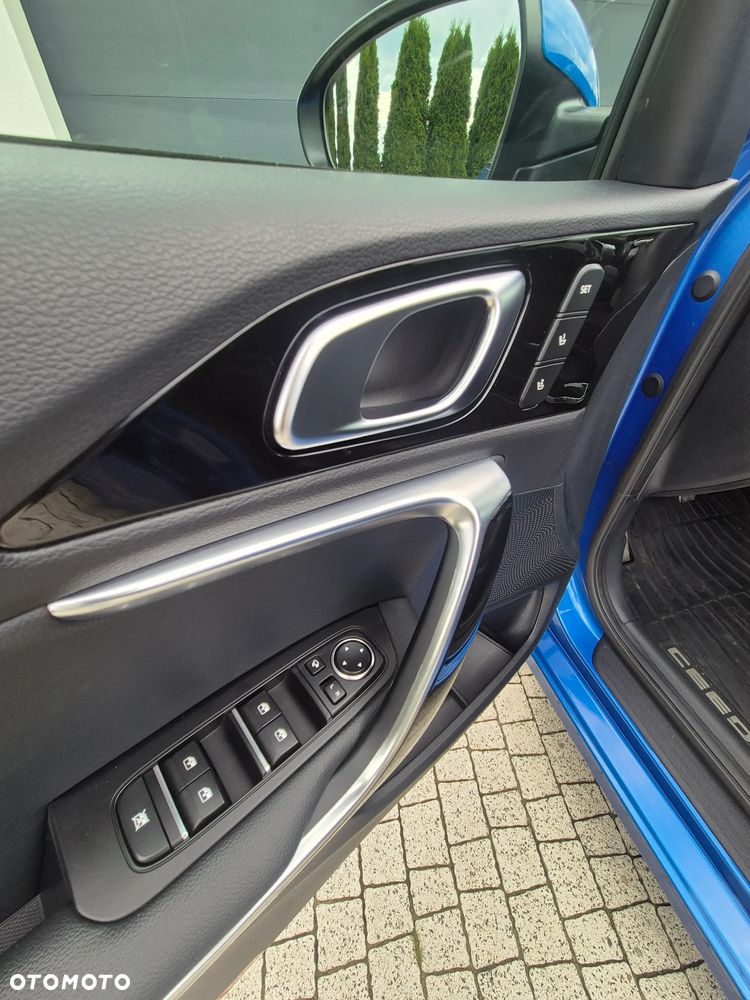 Kia Ceed 1.4 T-GDI L Business Line Plus - 19