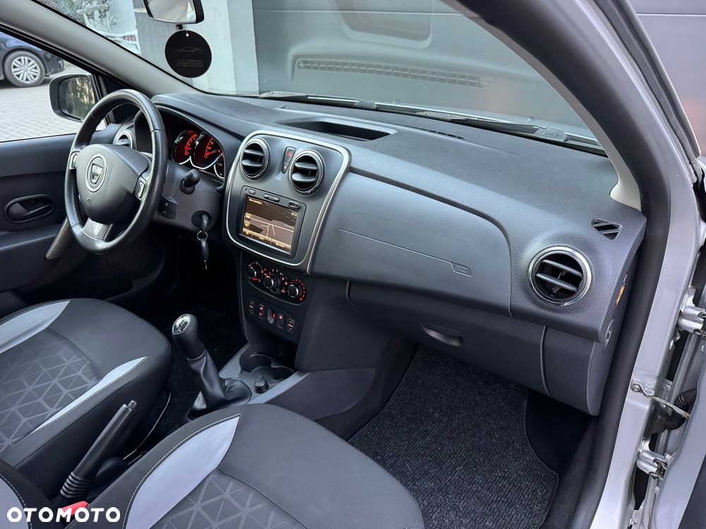 Dacia Sandero TCe 90 S&S Laureate - 15