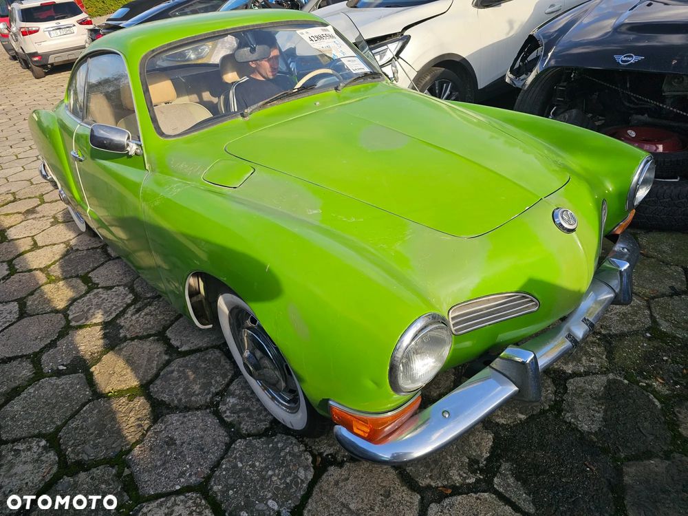 Volkswagen Karmann Ghia - 2