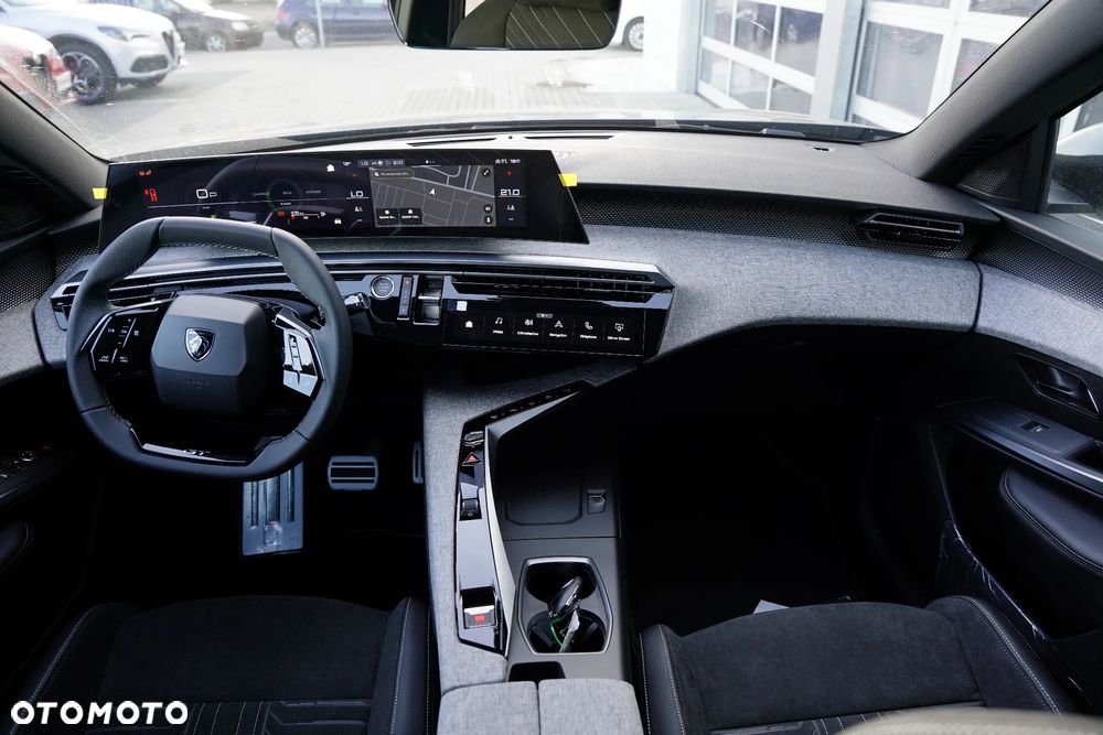 Peugeot 3008 1.2 PureTech mHEV GT e-DCS6 - 16