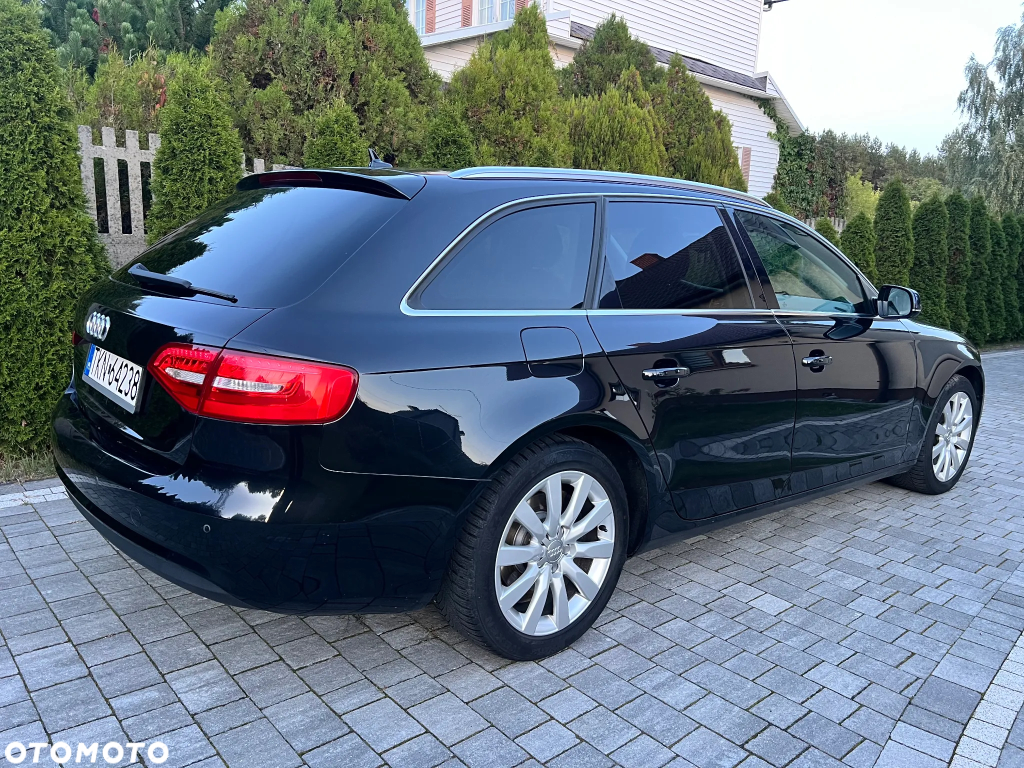 Audi A4 Avant - 10