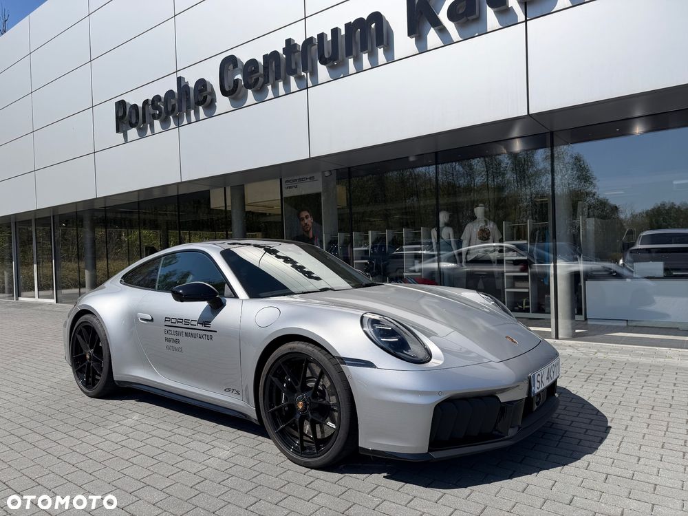 Porsche 911 - 9