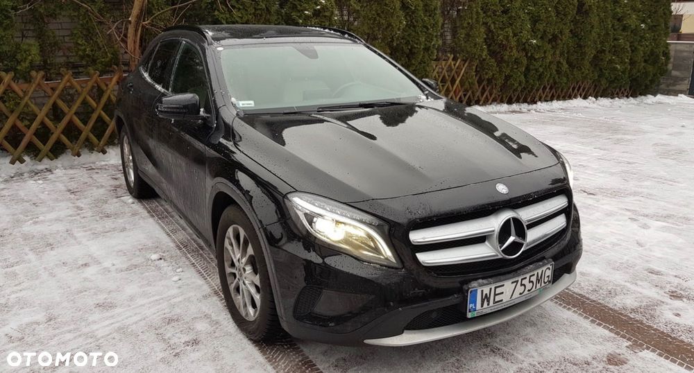 Mercedes-Benz GLA 250 4-Matic - 5