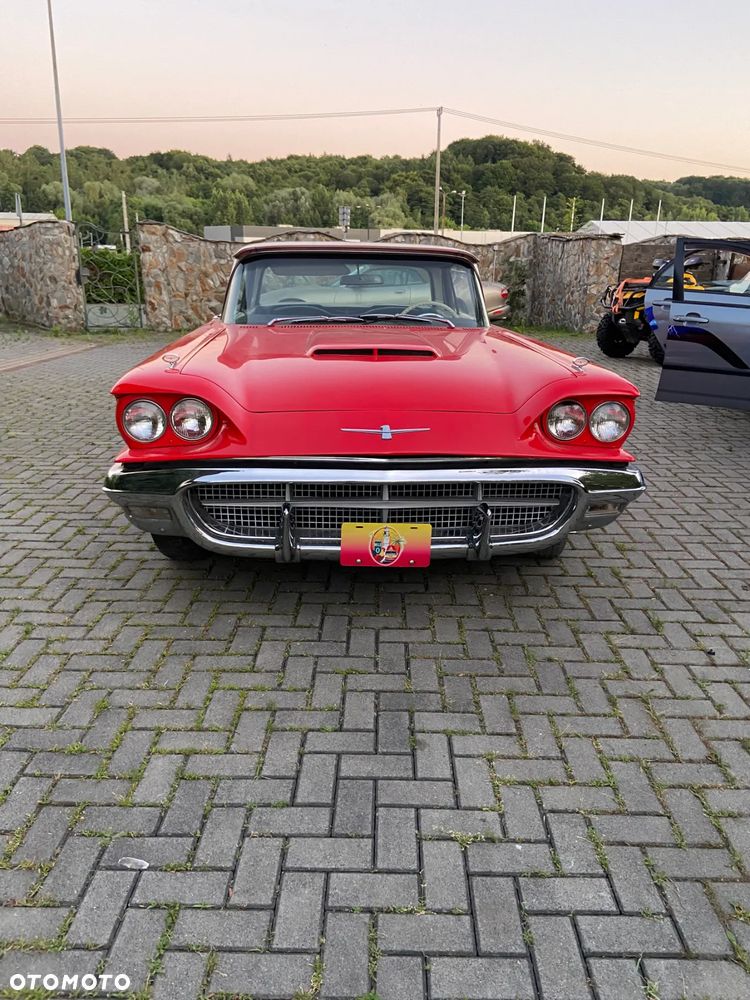 Ford Thunderbird - 2
