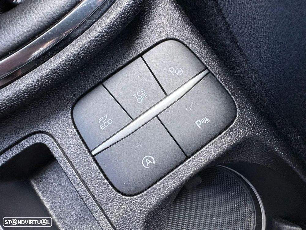 Ford Fiesta 1.0 T EcoBoost Titanium - 53