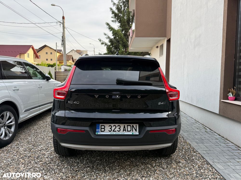 Volvo XC 40 B4 AT8 AWD Mild Hybrid Inscription - 10