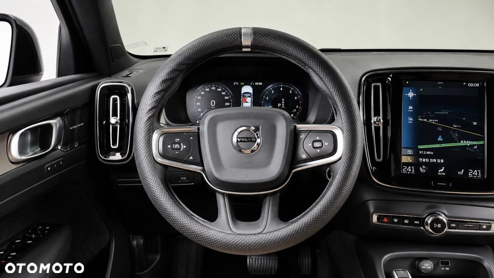 Volvo XC 40 T4 Geartronic Inscription - 9