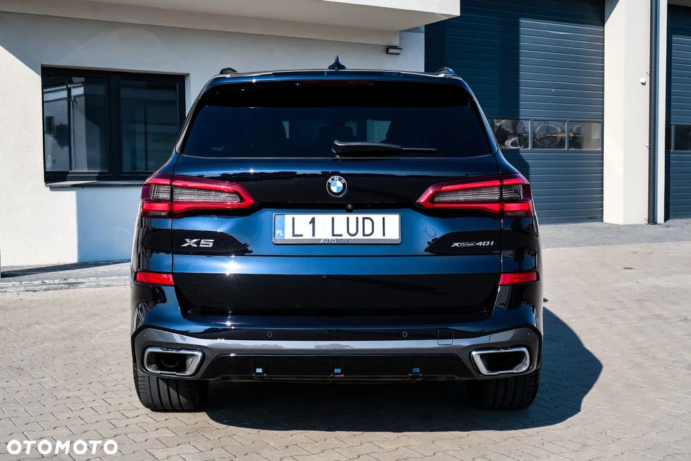 BMW X5 xDrive40i - 18