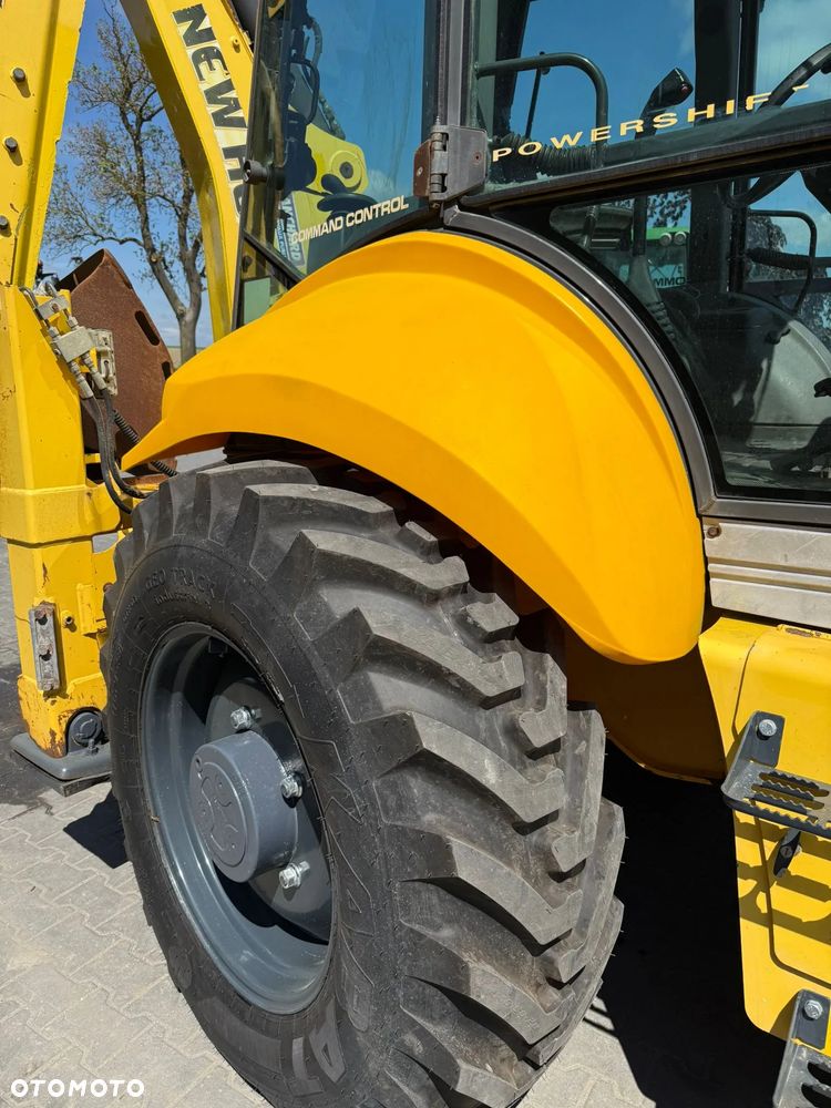 New Holland LB 115 B JCB 4 CX CASE - 10