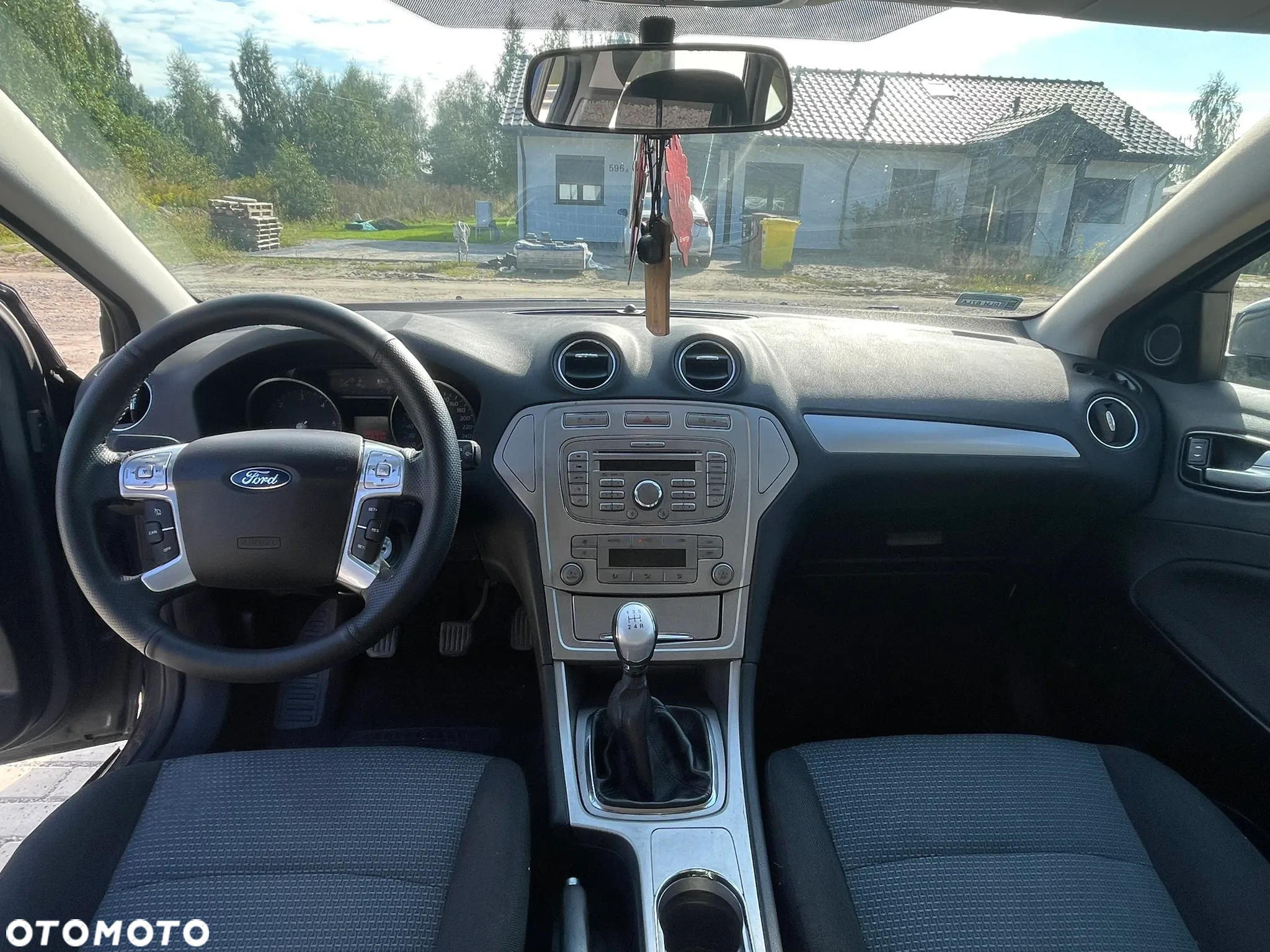 Ford Mondeo 1.8 TDCi Ambiente - 14