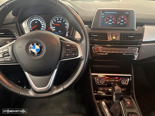 BMW 225xe Active Tourer Line Sport - 36