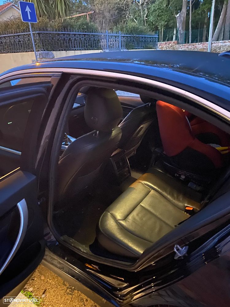 BMW 330 e iPerformance Line Sport - 6