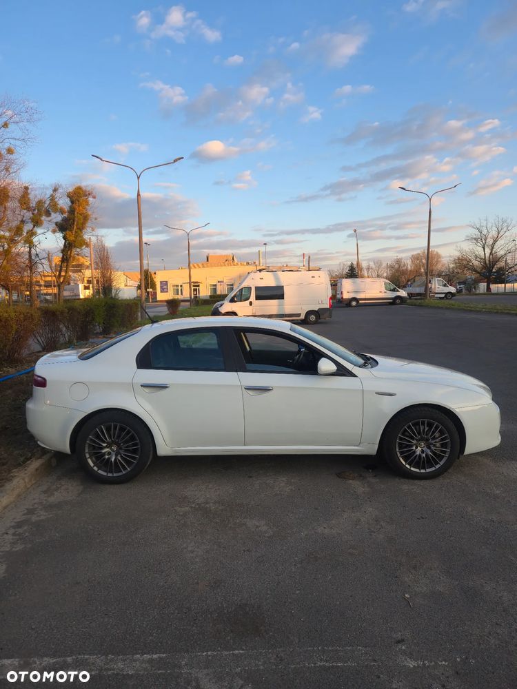 Alfa Romeo 159 1750TBi Sport - 9