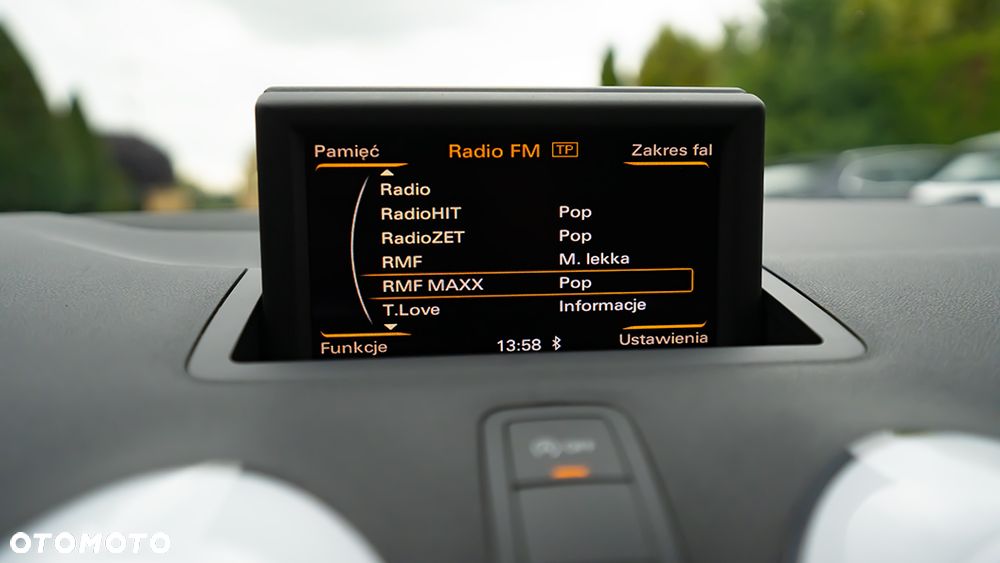 Audi A1 3-drzwiowe 1.2 TFSI S line Sportpaket - 23