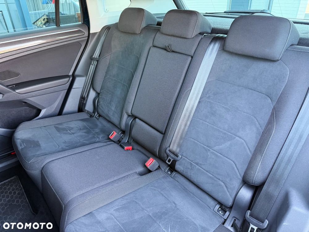 Volkswagen Tiguan 2.0 TDI SCR 4Mot Elegance DSG - 31