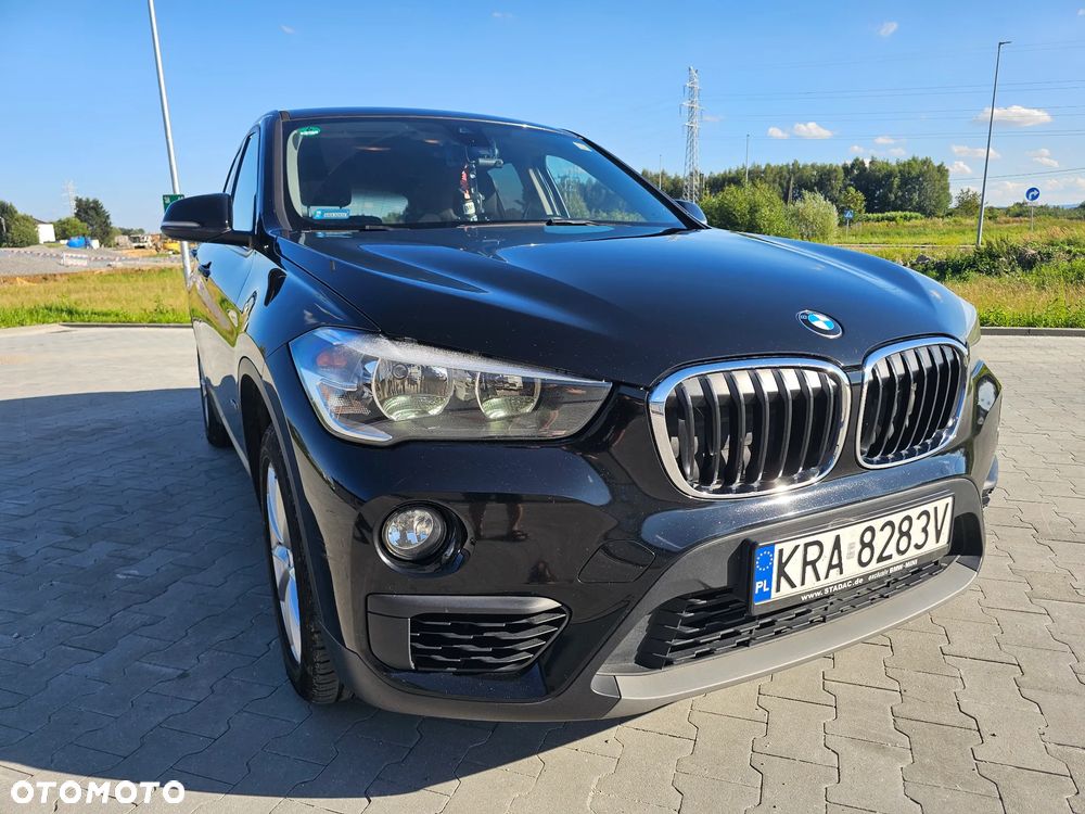 BMW X1 xDrive20d Sport Line - 1