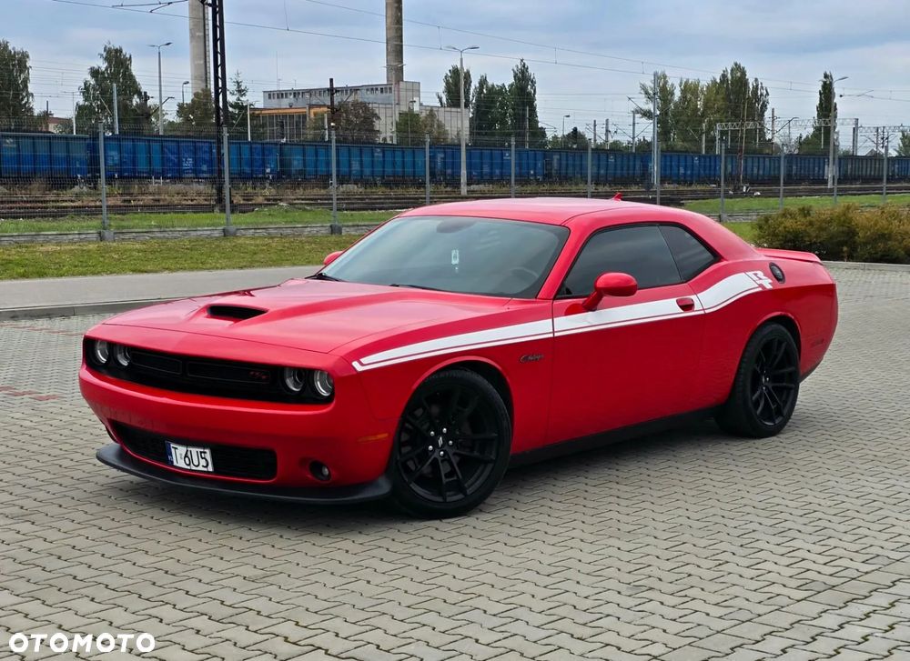 Dodge Challenger ver-5-7-r-t - 18