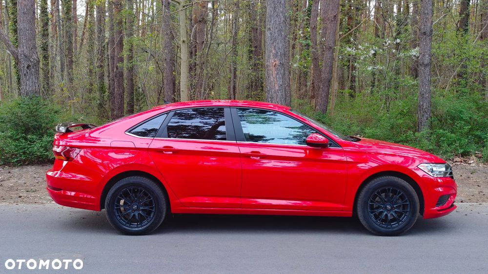 Volkswagen Jetta - 18