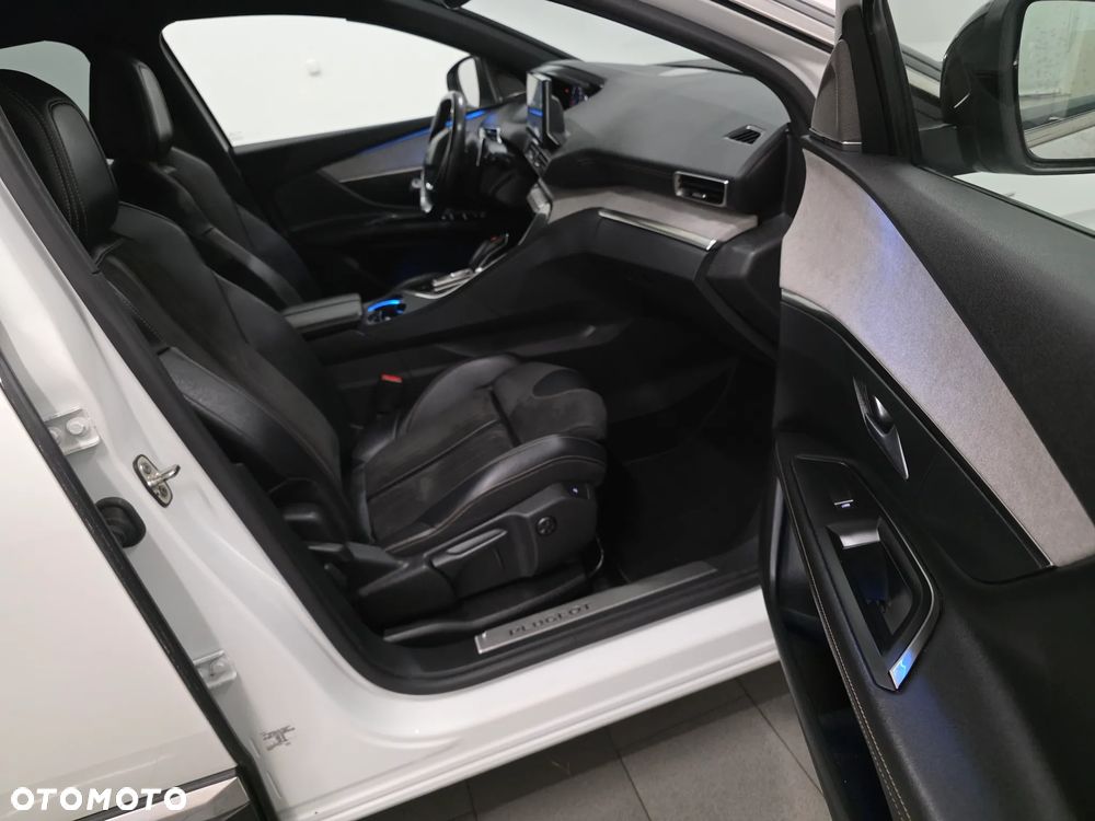 Peugeot 3008 BlueHDi 130 Stop & Start EAT8 GT - 31