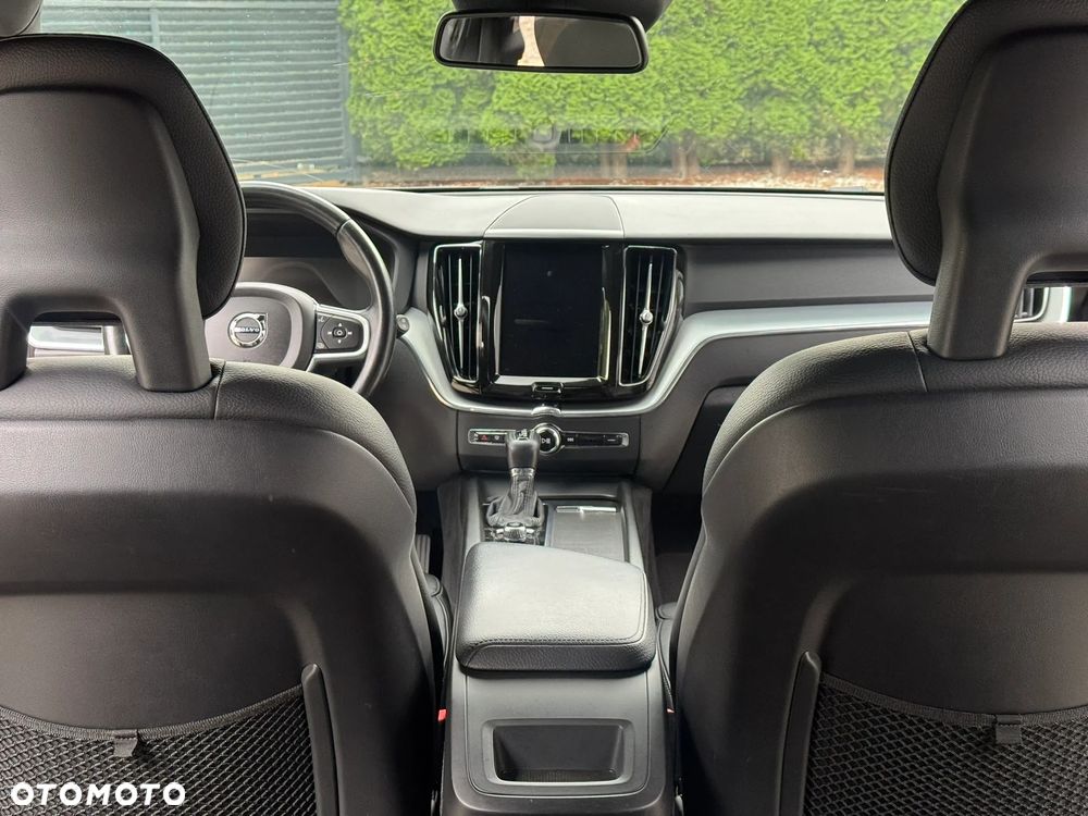 Volvo XC 60 D4 AWD Geartronic Momentum - 21