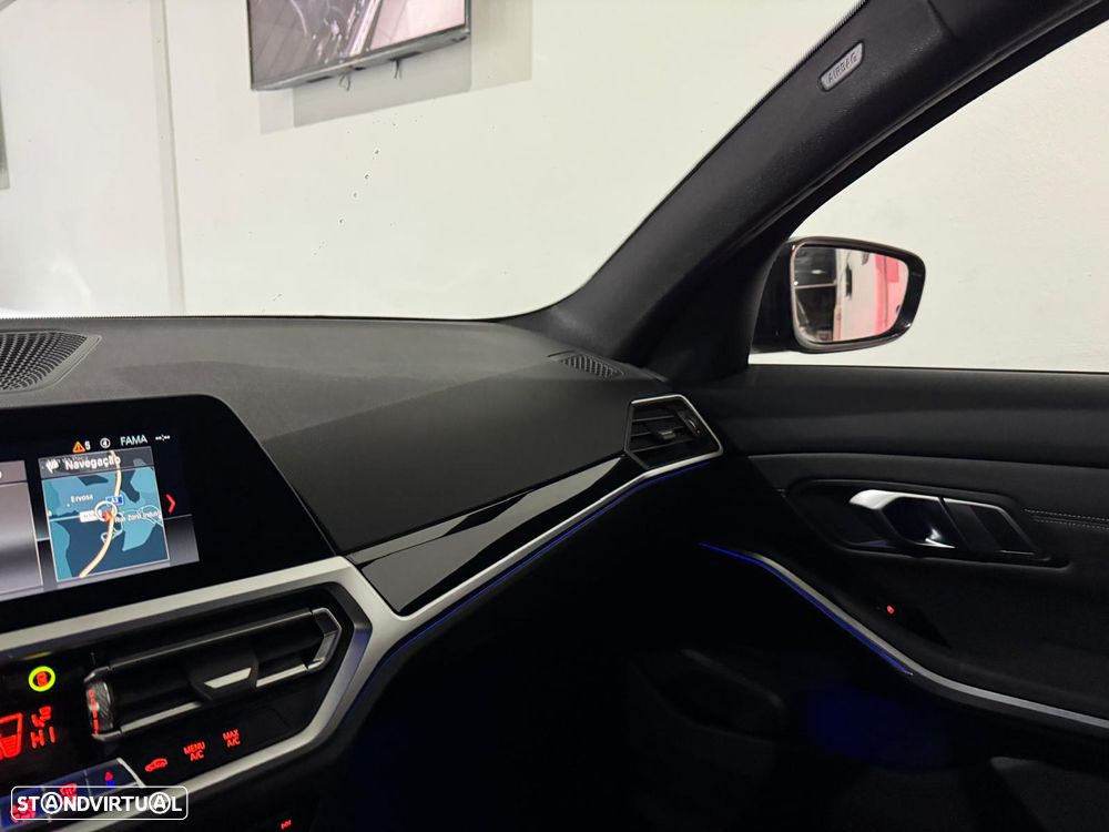 BMW 320 d Pack M Auto - 19