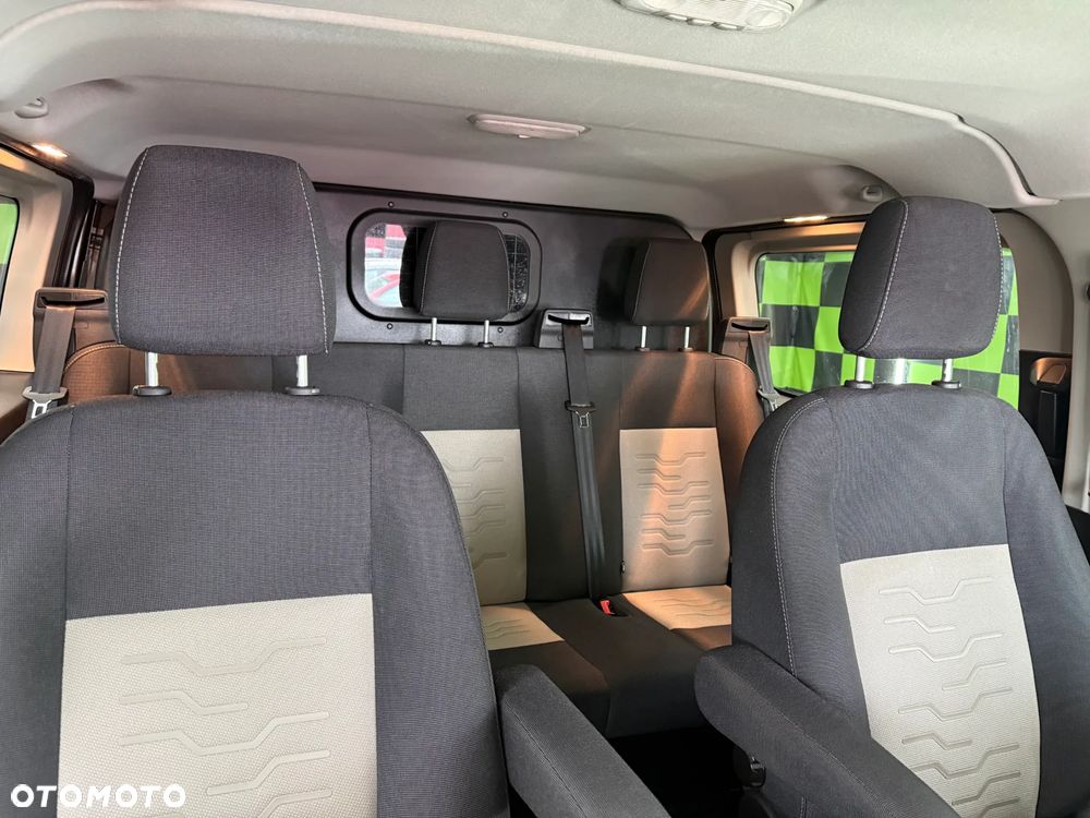 Ford Transit Custom 310 L2H1 Limited - 23