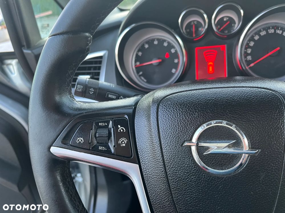 Opel Astra 1.4 Turbo Innovation - 28