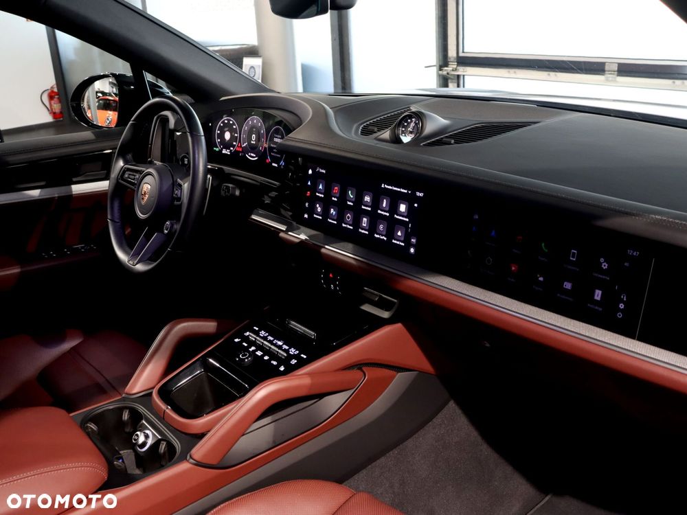 Porsche Cayenne Standard - 18