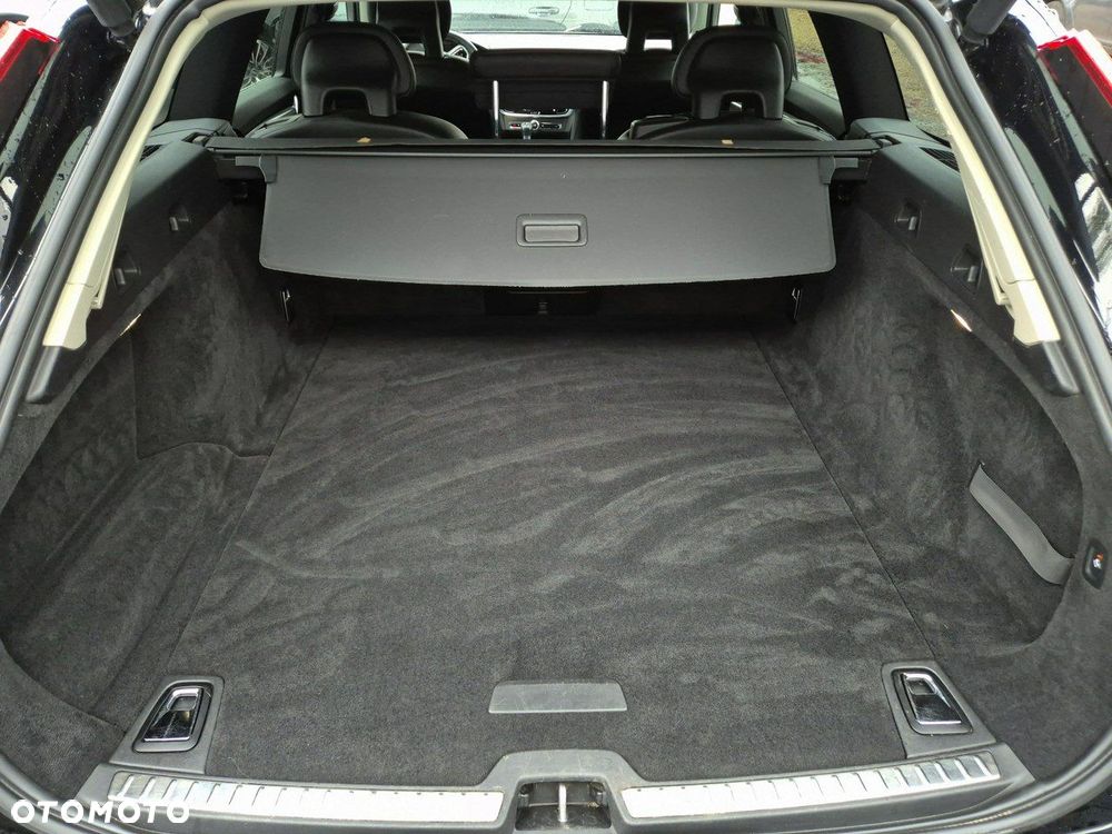 Volvo V90 D4 AWD Geartronic Momentum Pro - 5