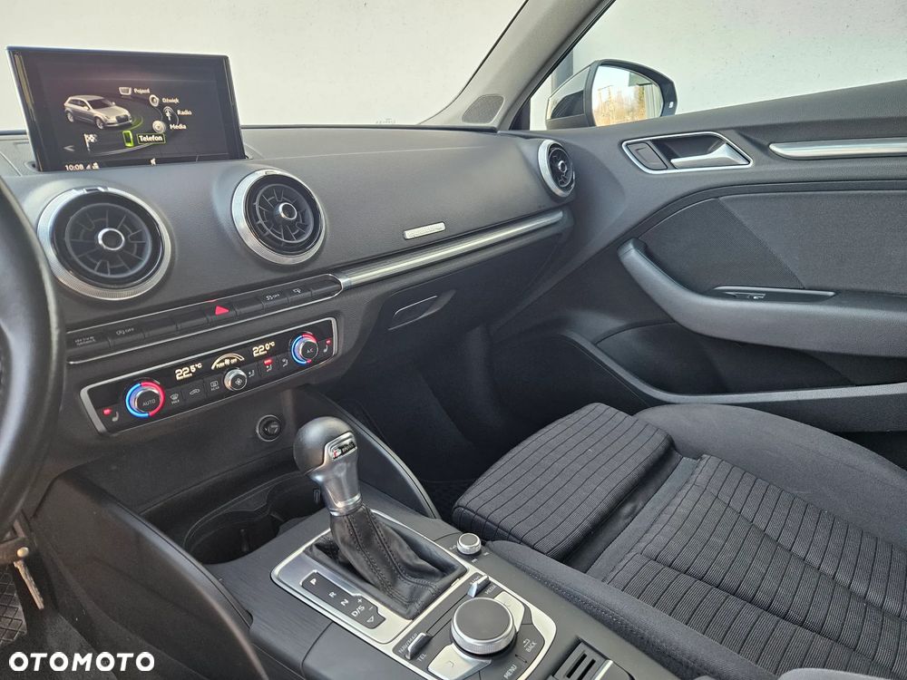 Audi A3 Sportback 2.0 TDI (clean diesel) quattro S tronic Attraction - 9