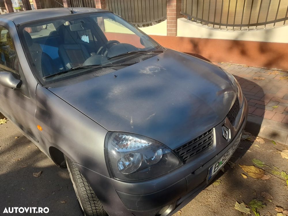 Renault Clio - 7