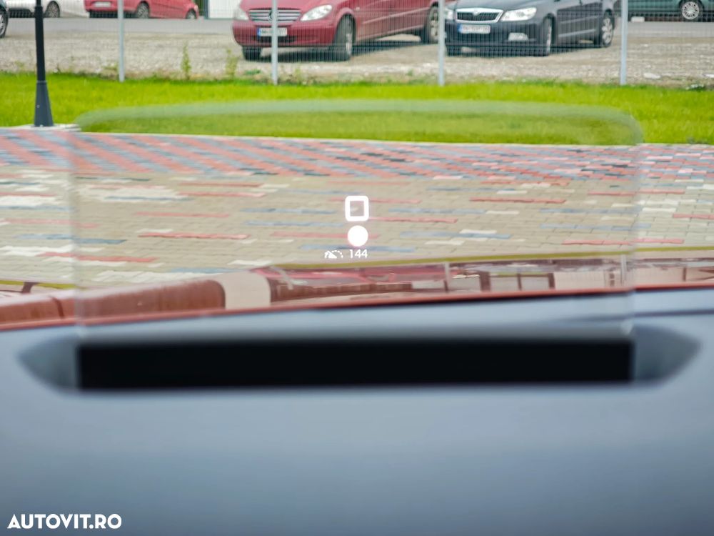 Citroën C4 BlueHDi 110 Stop&Start SHINE - 19
