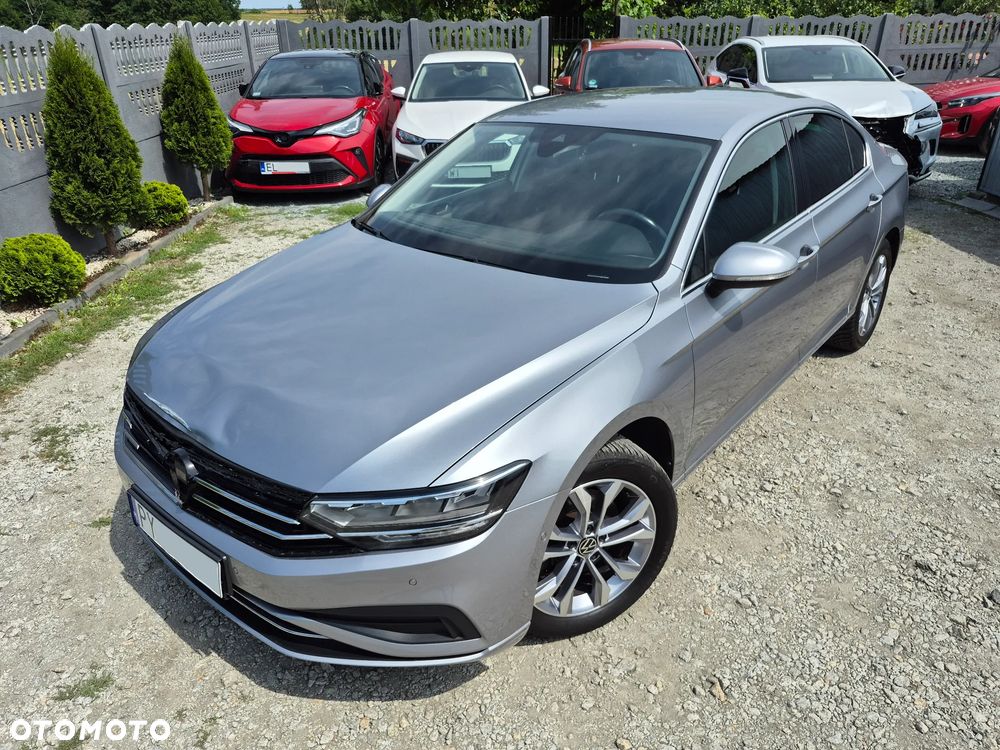 Volkswagen Passat 1.5 TSI EVO Business DSG - 1