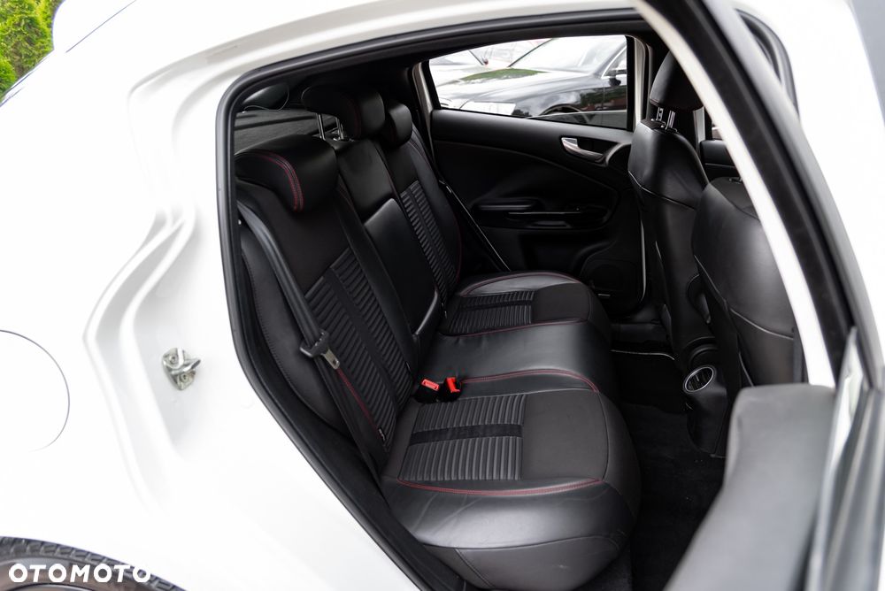 Alfa Romeo Giulietta 1.8 TBi 16V Quadrifoglio Verde - 22