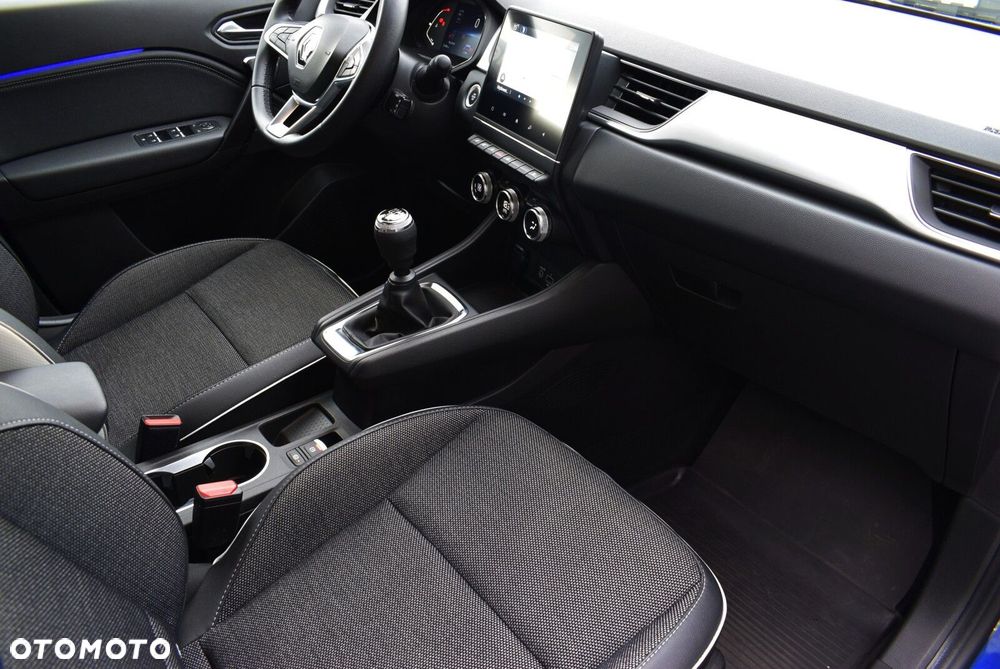 Renault Captur - 16