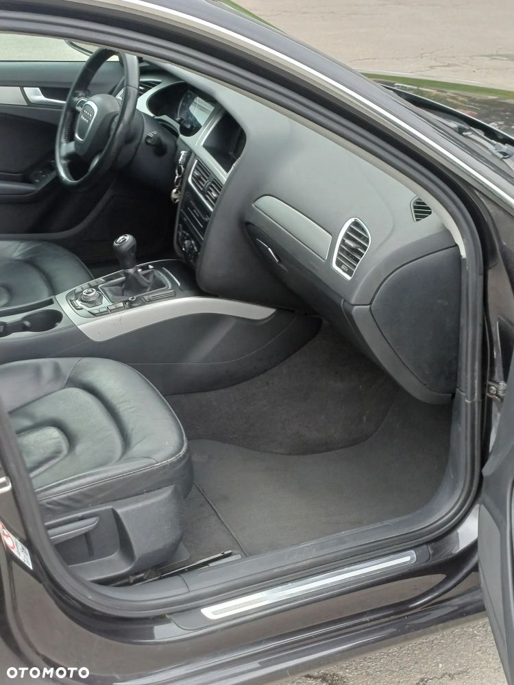 Audi A4 Avant 2.0 TDI - 6