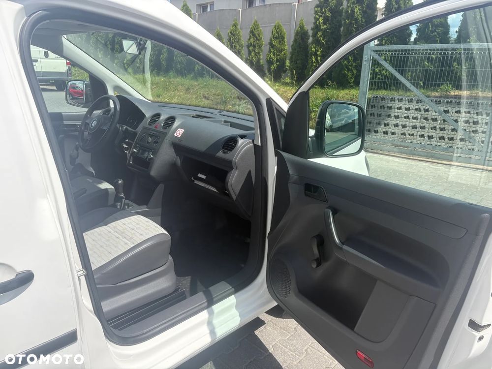 Volkswagen Caddy - 9