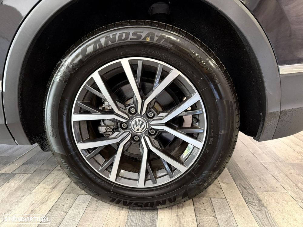 VW Tiguan 1.5 TSI Confortline - 24