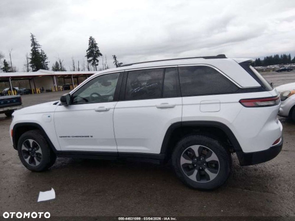 Jeep Grand Cherokee - 3