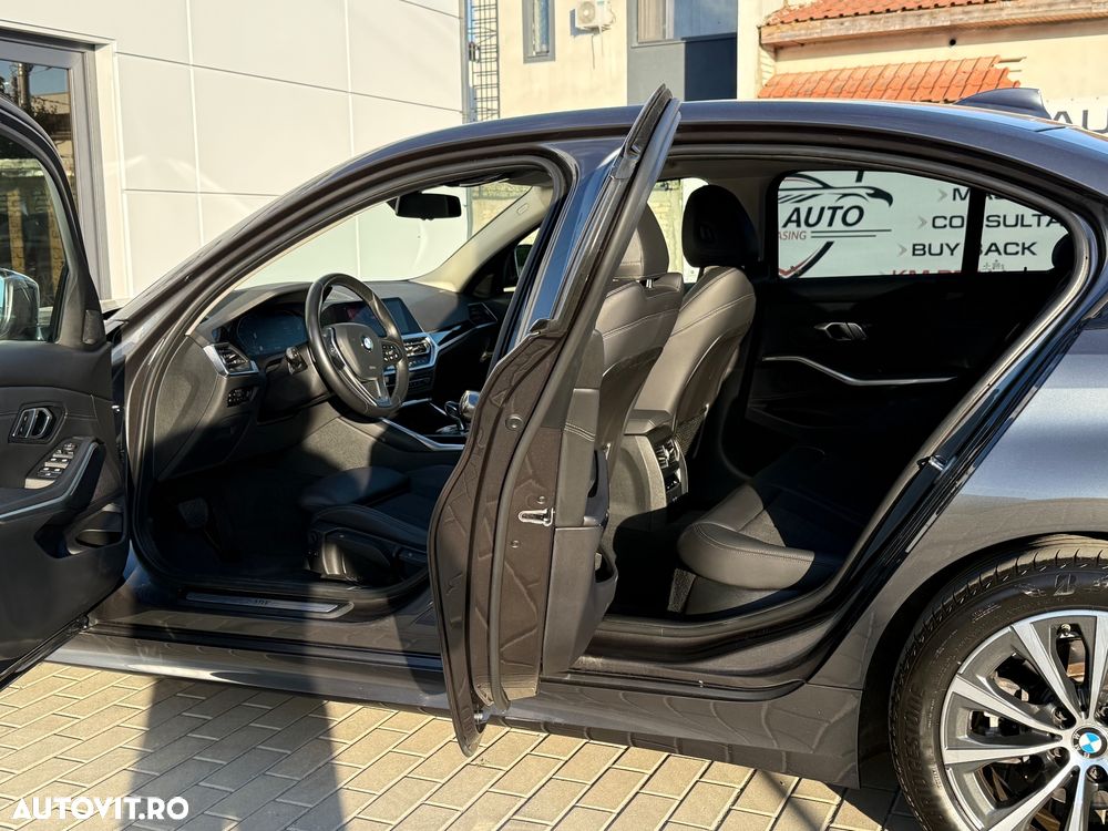 BMW Seria 3 320d Aut. - 5