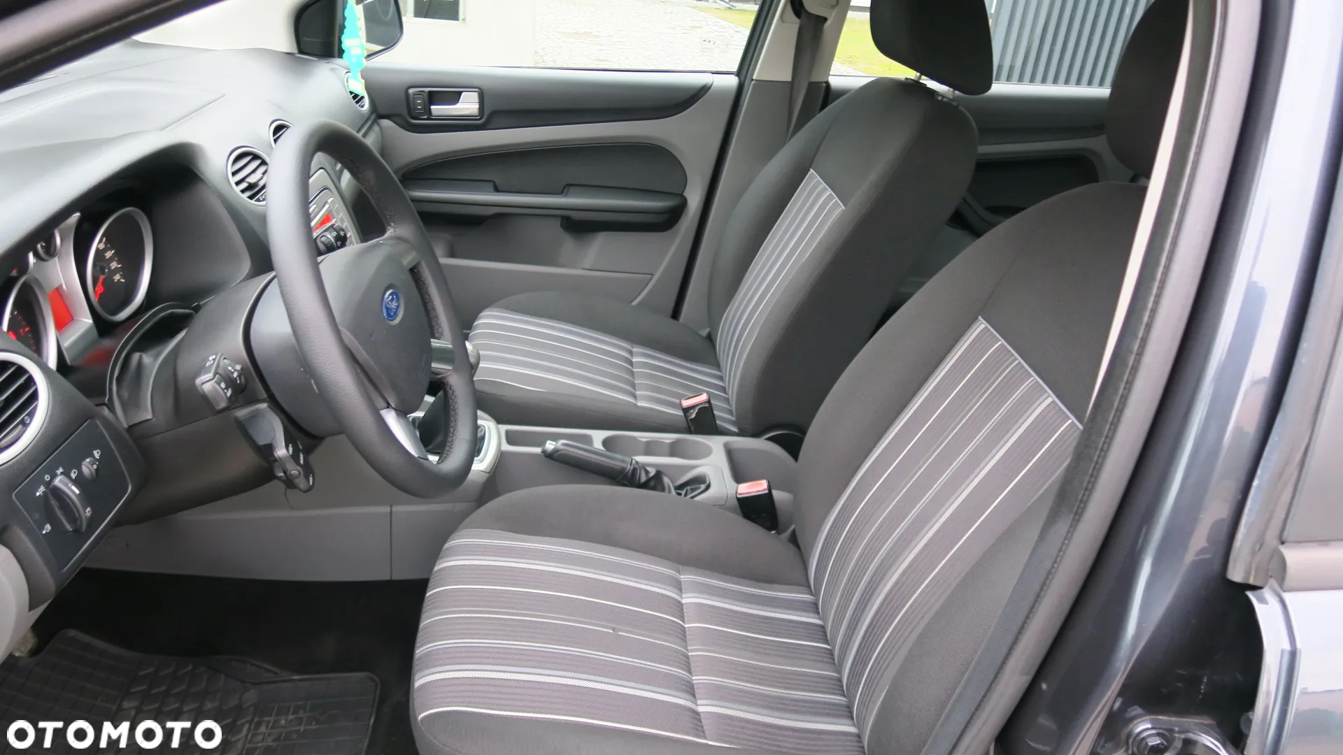 Ford Focus - 14
