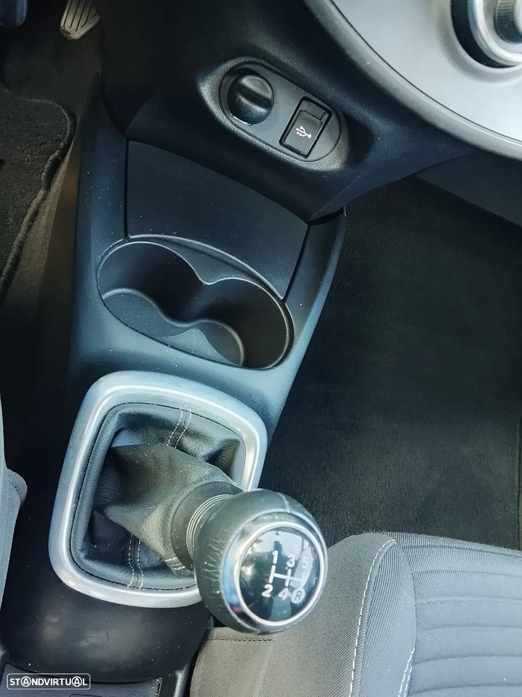 Toyota Yaris 1.0 VVT-i Comfort - 22