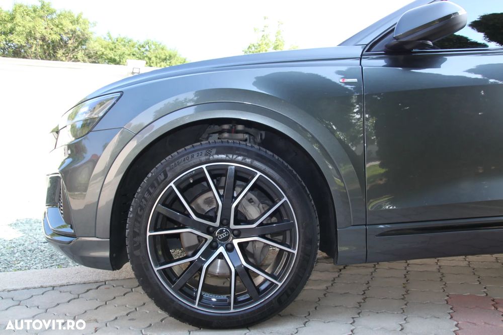 Audi Q8 - 19