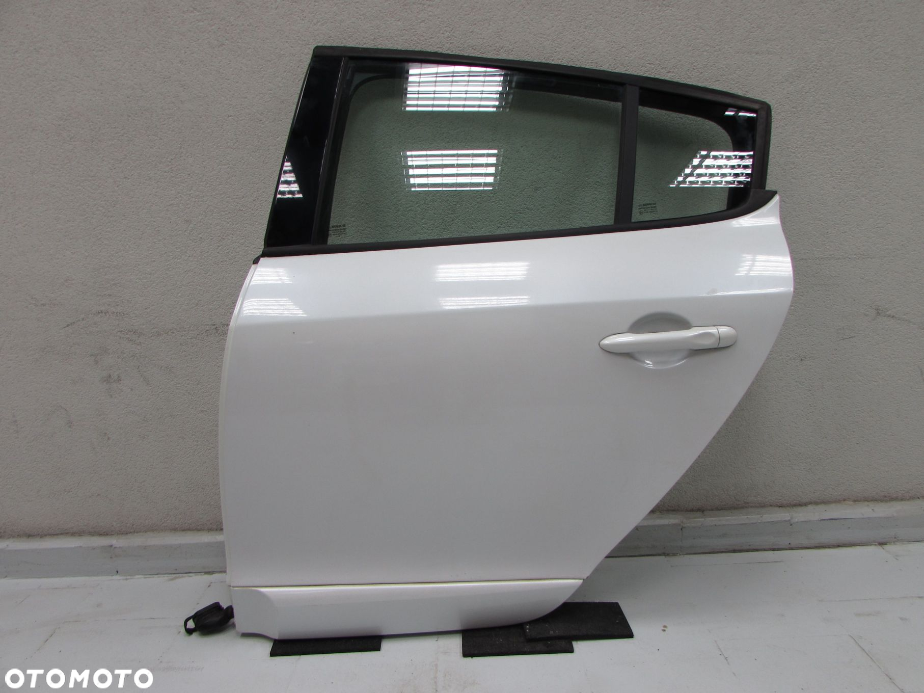 RENAULT MEGANE III 08-13 DRZWI TYL LEWE TYLNE TEQNC DO ZALOZENIA - 2