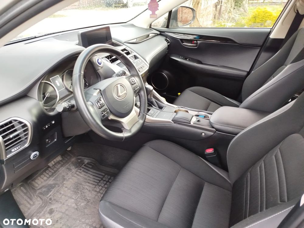 Lexus NX 300h Elegance 2WD - 10