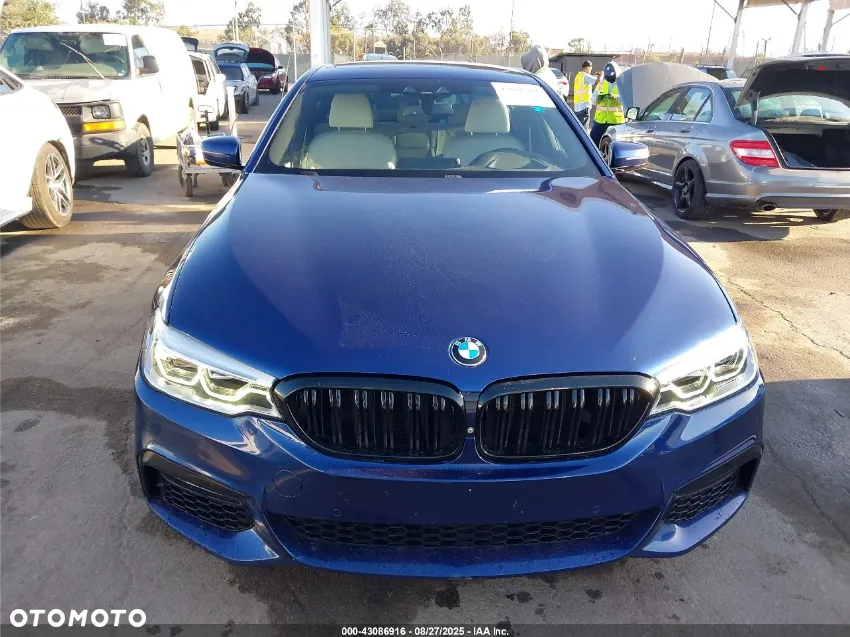 BMW Seria 5 540i xDrive - 3