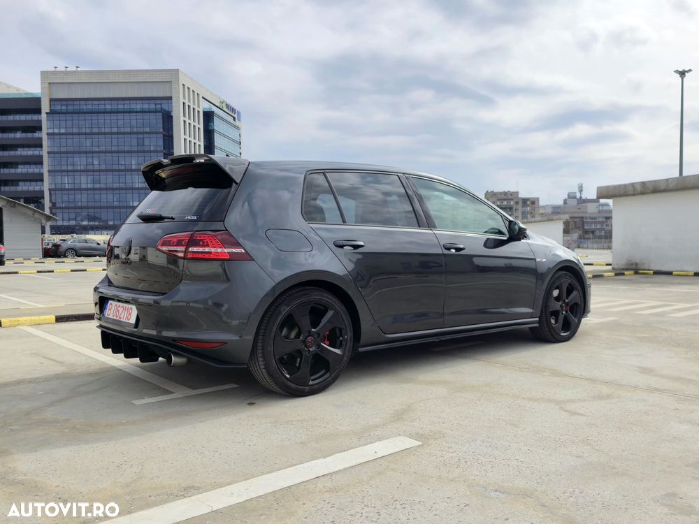 Volkswagen Golf 2.0 TSI BMT DSG GTI - 7